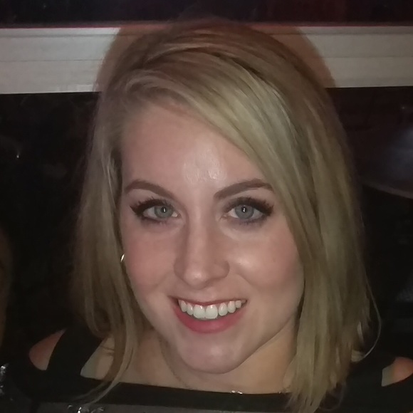 Meet your Posher, Joanne - Picture 1 of 1